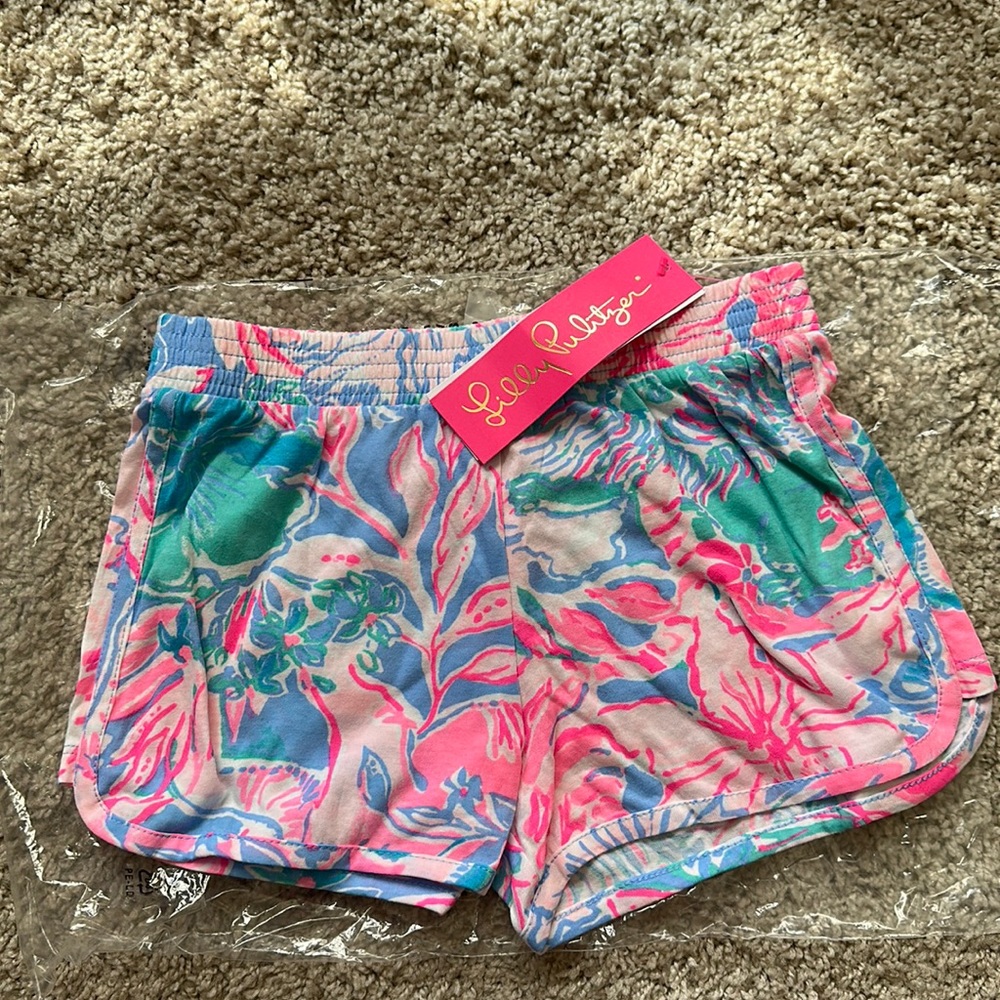 NWT Lilly Pulitzer Ceclie Short Sz M (6-7)